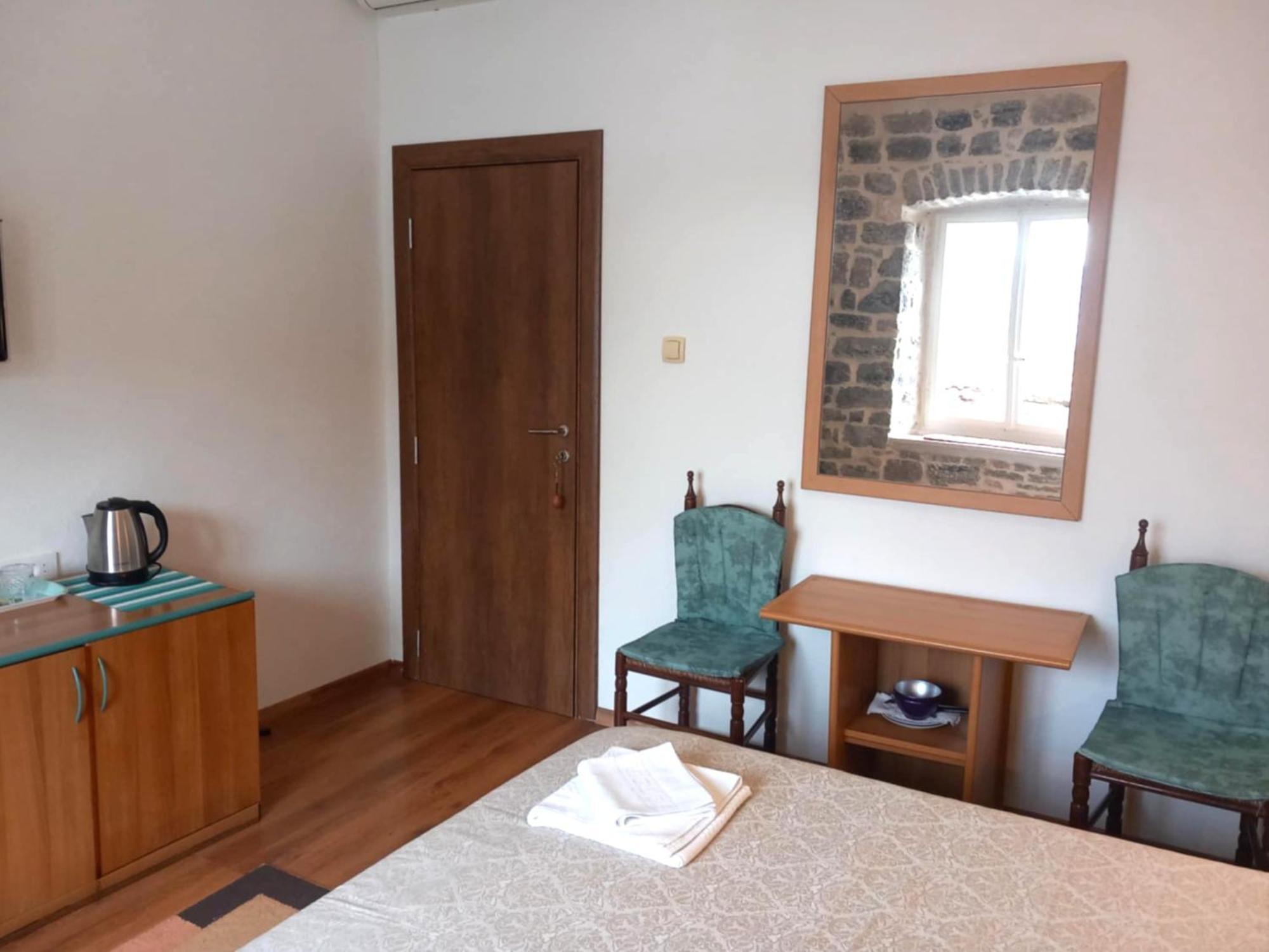 Bluemarine Rooms & Apartments Пераст Экстерьер фото