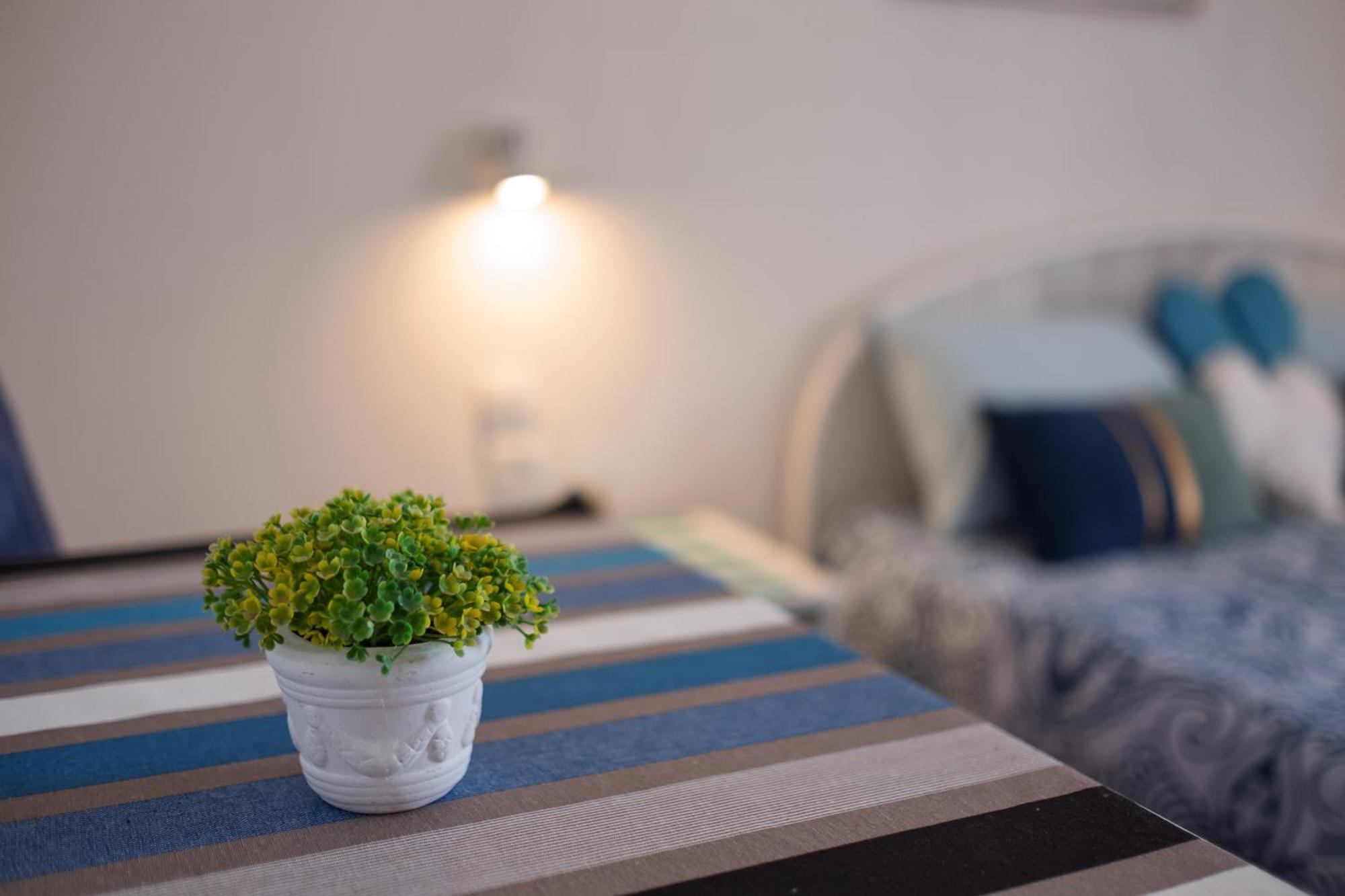 Bluemarine Rooms & Apartments Пераст Экстерьер фото